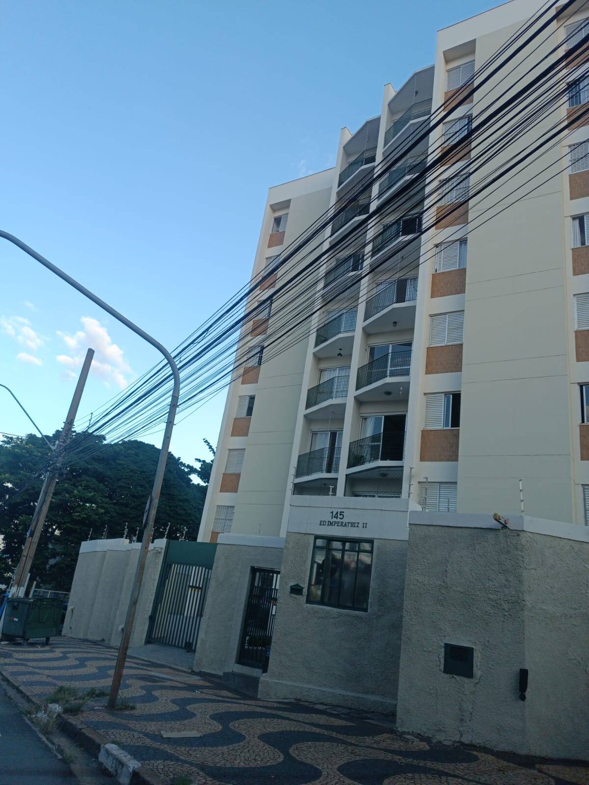 Apartamento à venda com 2 quartos, 69m² - Foto 1