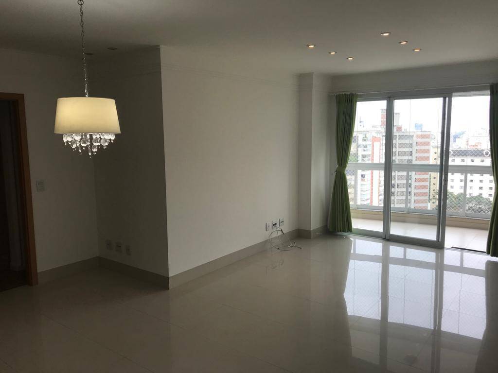 Apartamento para alugar com 3 quartos, 106m² - Foto 10