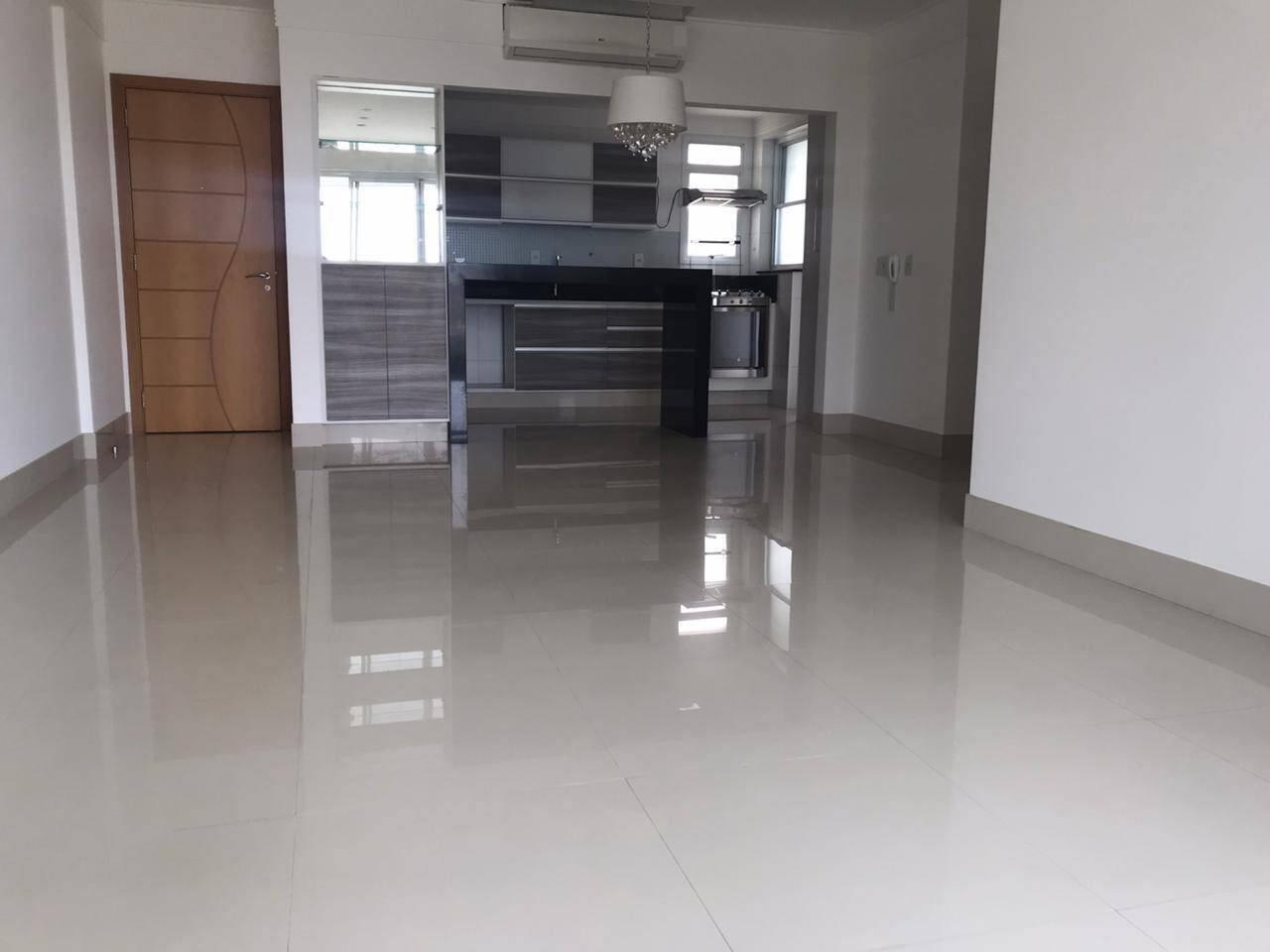 Apartamento para alugar com 3 quartos, 106m² - Foto 17
