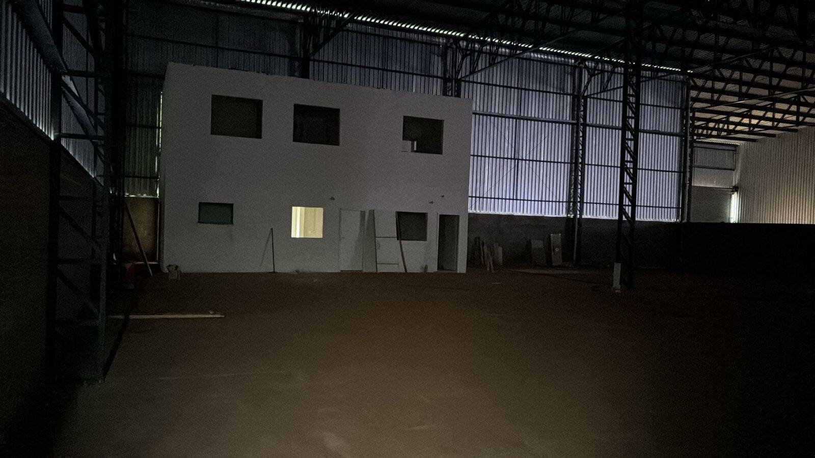 Prédio Inteiro para alugar, 1050m² - Foto 3