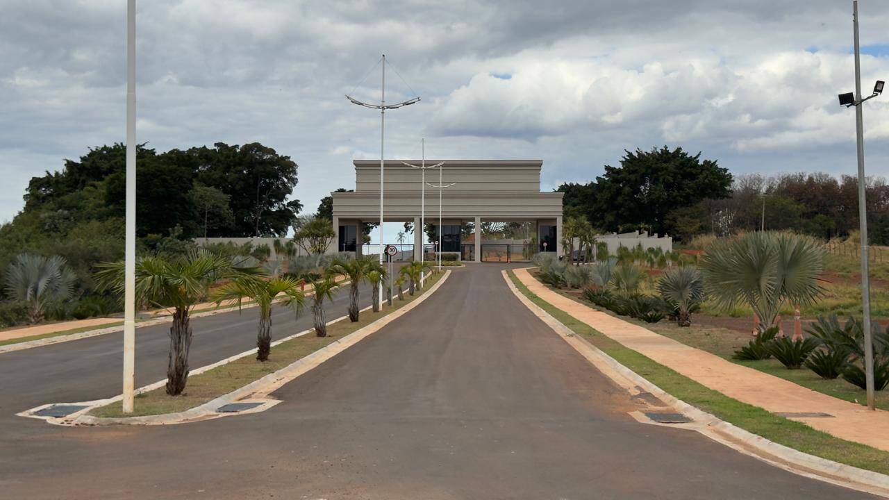 Terreno à venda, 300m² - Foto 2